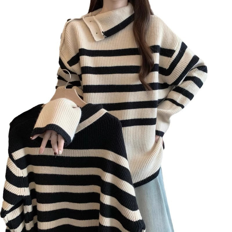 Kvinder Stribet Sweater med Moderne Krave og Knap Detaljer Stilla