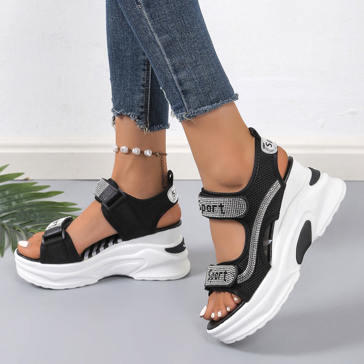 Dame Sporty Wedge-Sandaler med justerbare remme og åndbart overmateriale Stilla