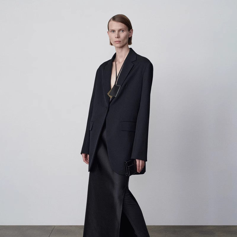 Dame Oversized Blazer med minimalistiske detaljer og moderne snit Stilla