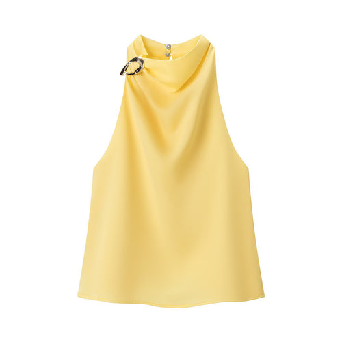 Dame silke bluse med asymmetrisk krave og dekorativ ring Skovae