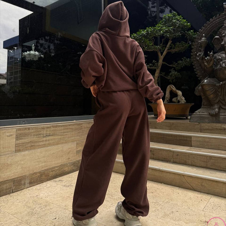 Kvinders hyggelige hoodie og joggersæt med brede ærmer og elastisk talje Skovae