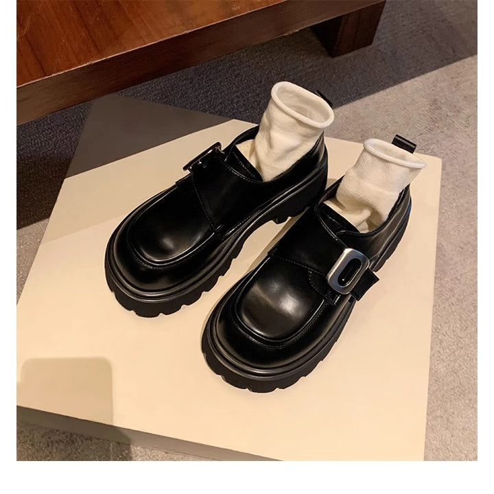 Dame Chunky Loafers med fashionable spændelement og robust sål Stilla