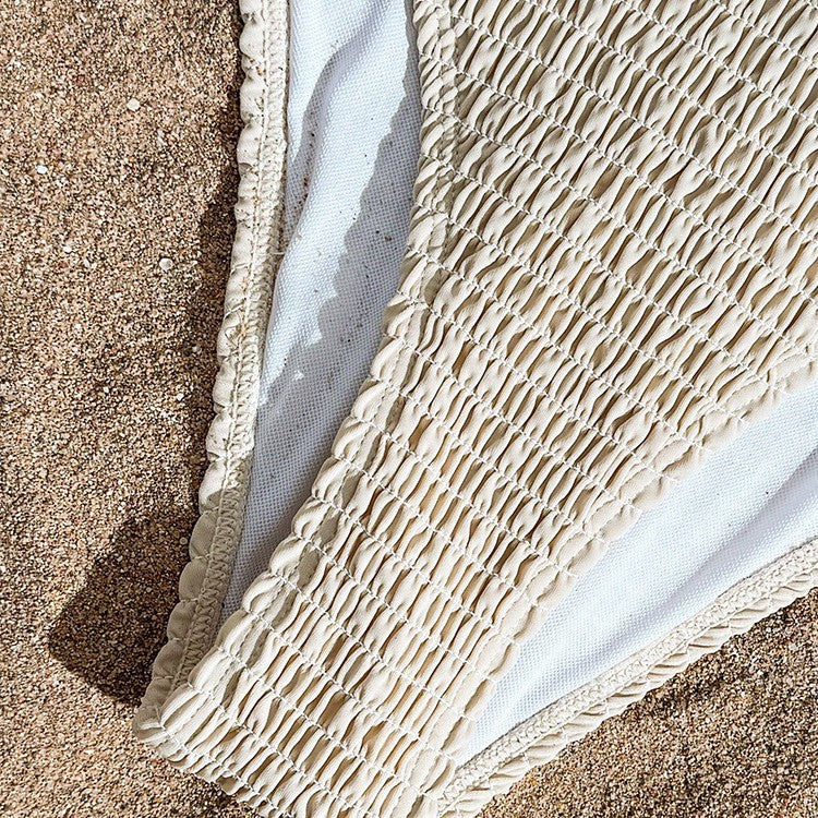 Dame bikiniunderdel med elastisk flæsedesign og høj udskæring Skovae