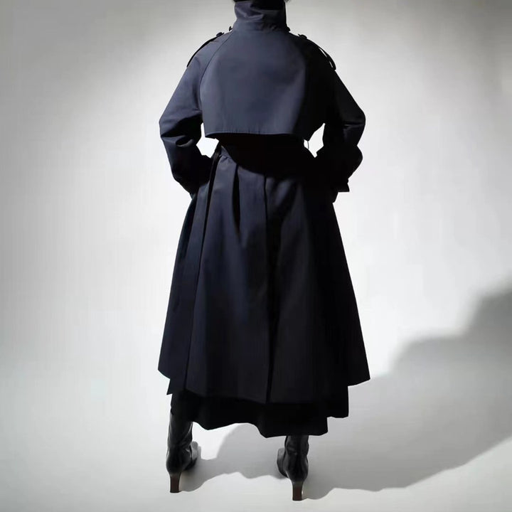 Dame Trenchcoat med moderne snit og elegant talje Stilla
