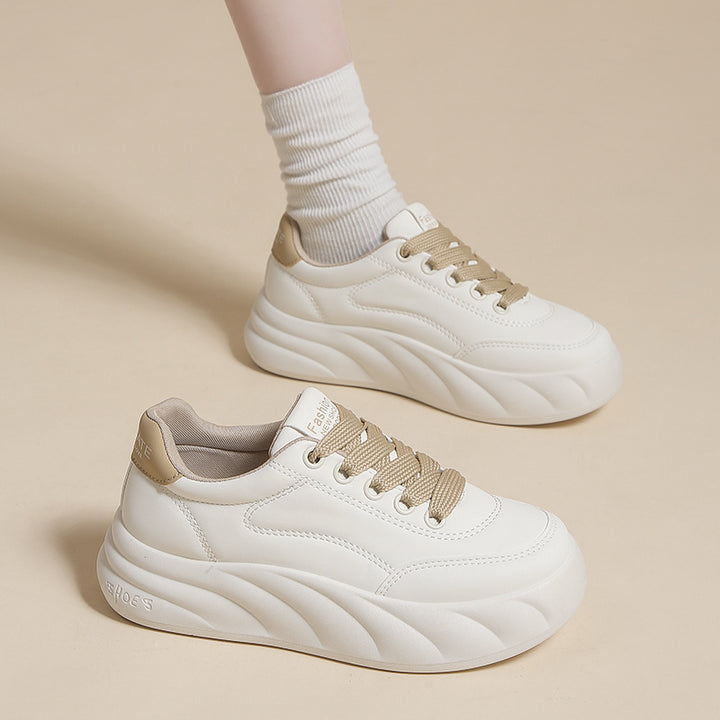 Dame platform-sneakers med innovativ dæmpningsteknologi og modebevidst design Stilla