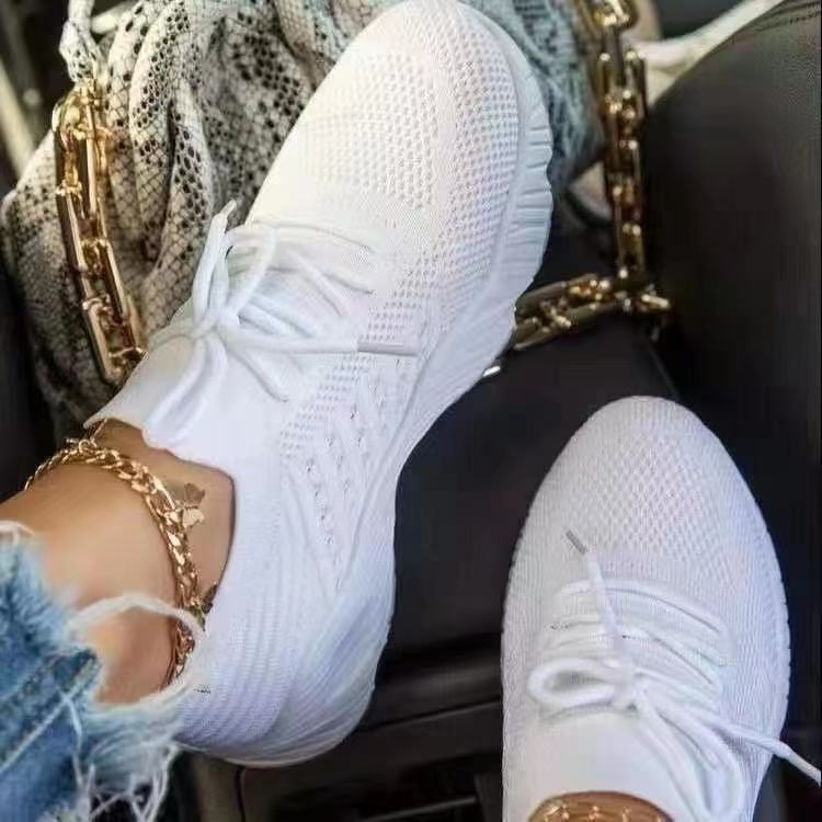 Dame Åndbare Sneakers i sportiv design med elastisk sål og behageligt fodseng Stilla