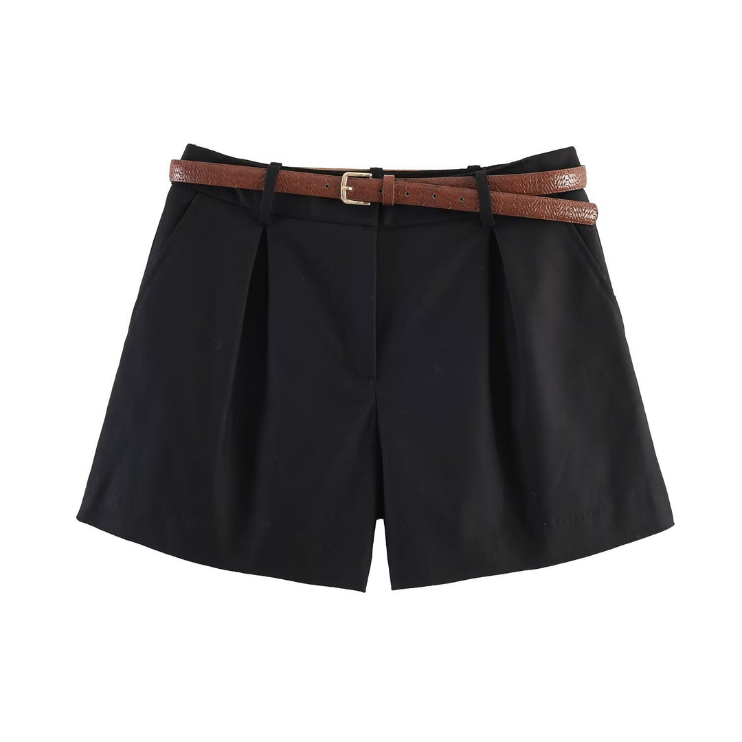 Dame klassiske shorts med elegante folder og bælte Skovae