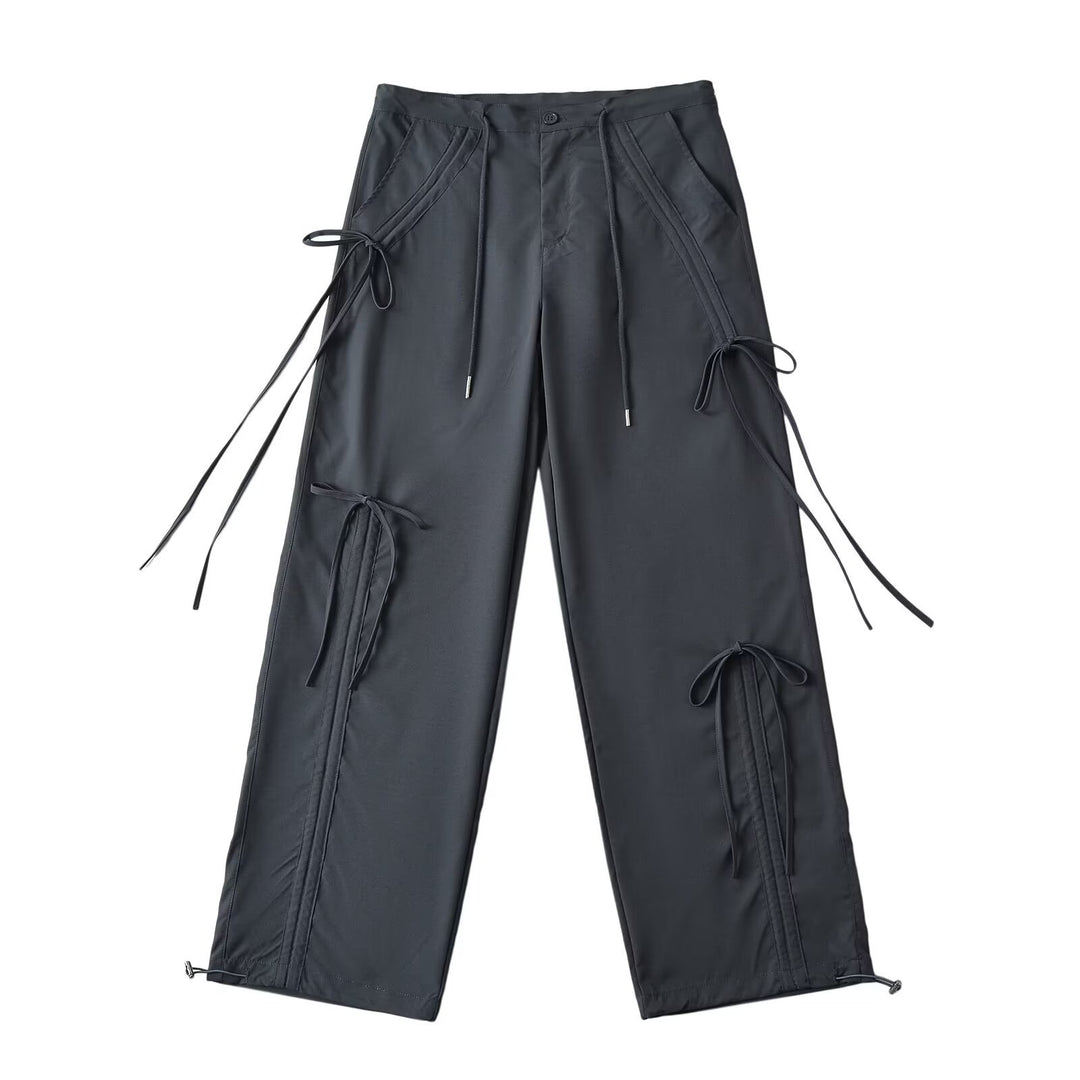 Dame moderigtig High-Waist Cargo-bukser med justerbar snørrelukning og praktiske sidelommer Stilla