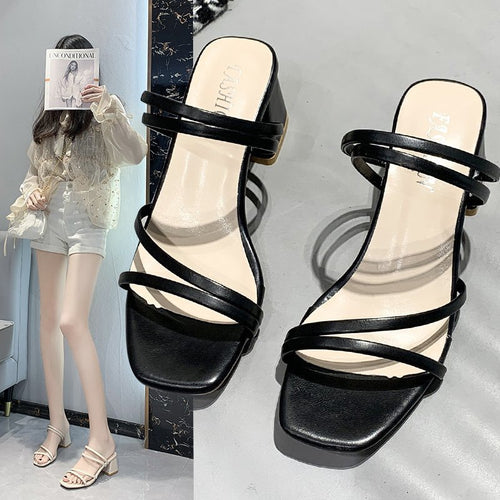 Dame blokkensandal med justerbare remme og elegant design Stilla