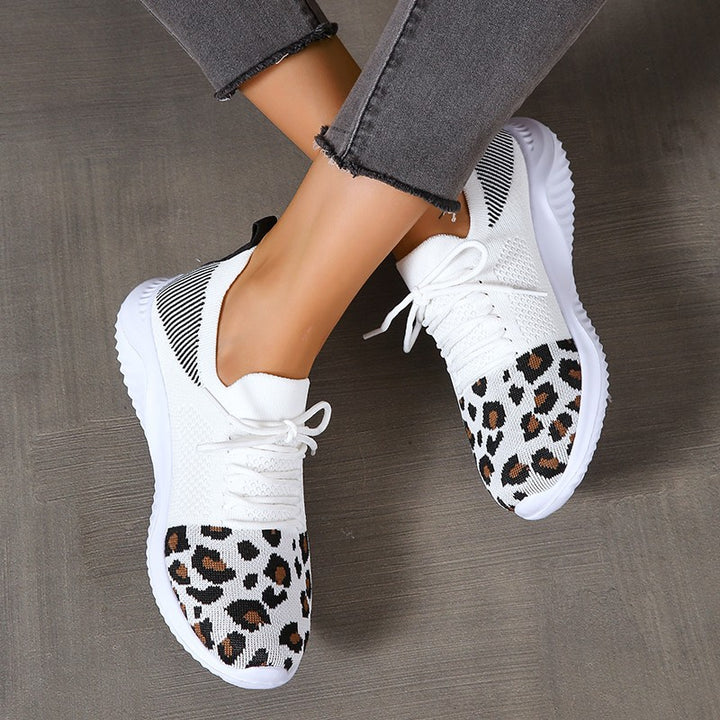 Dame Sporty Sneakers med åndbart overmateriale og moderigtigt leopardmønster Stilla