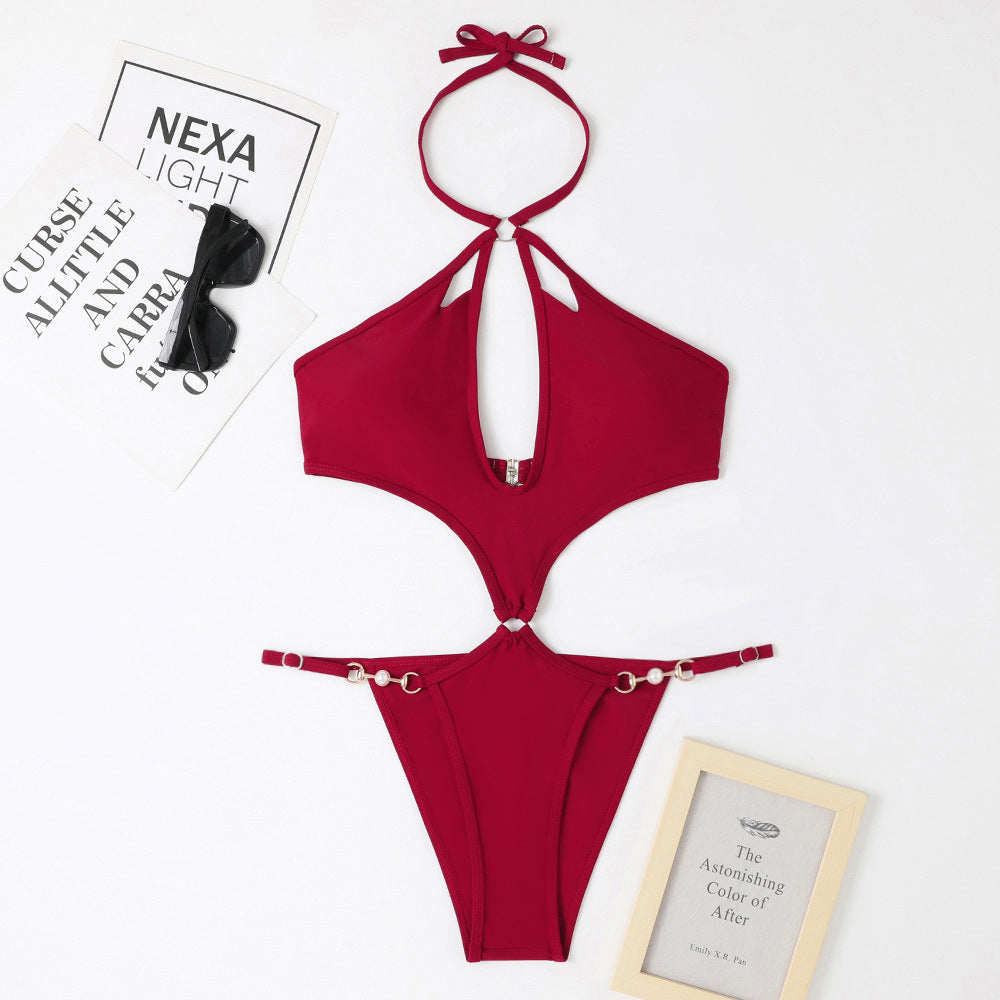 Dame bikinisæt med elegante cut-outs og dekorative detaljer Stilla