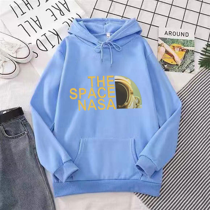 Kvinder hoodie med moderne rumdesign Skovae