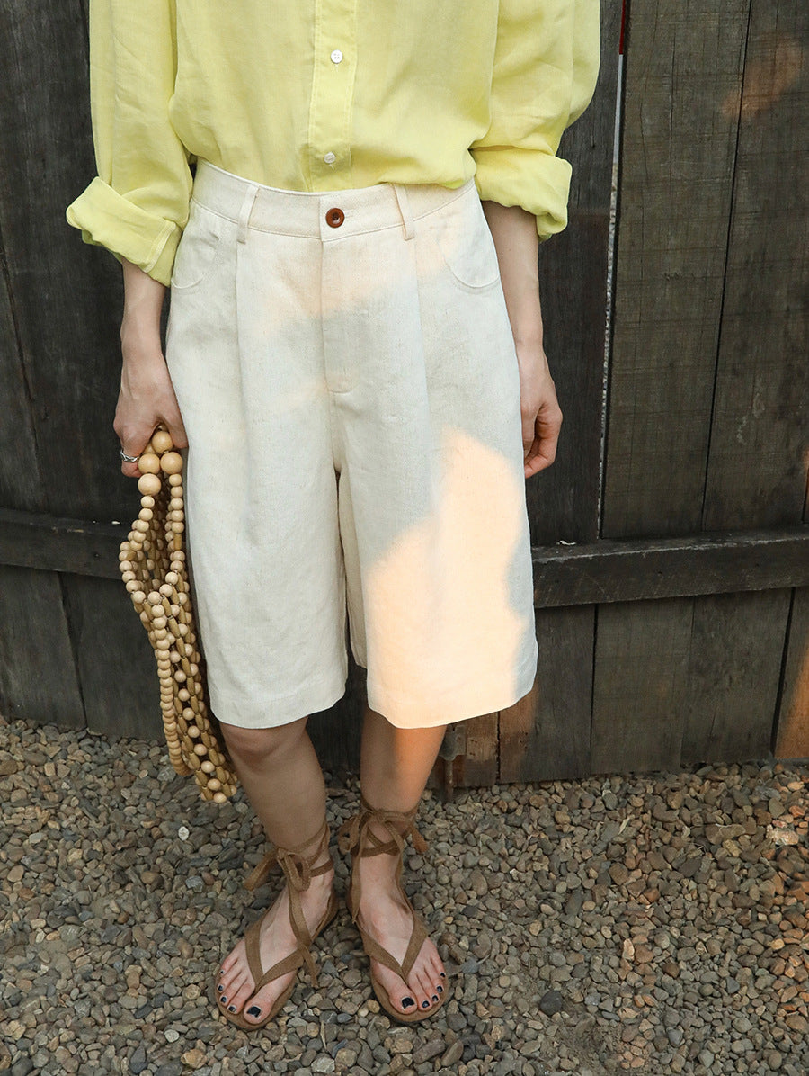 Dame luftige linned-shorts med elegant foldedetail Stilla