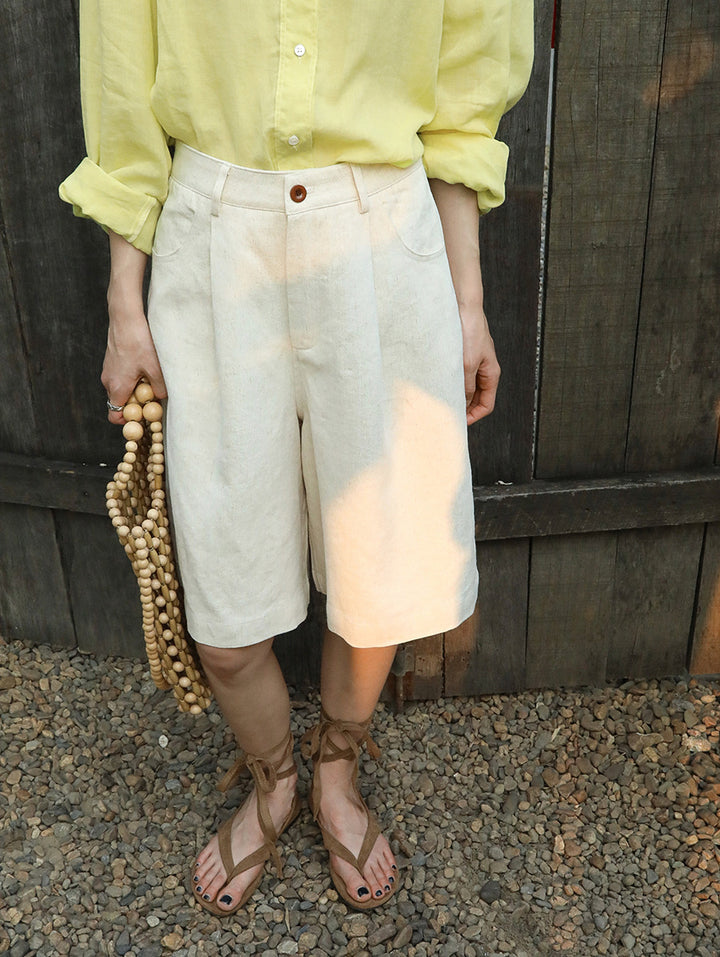 Dame luftige linned-shorts med elegant foldedetail Stilla