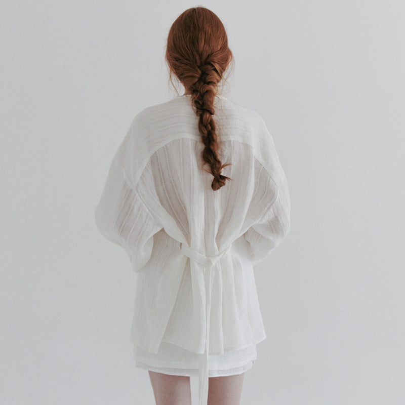 Dame Elegant og afslappet linnedbluse med knaplukning og struktureret design Stilla