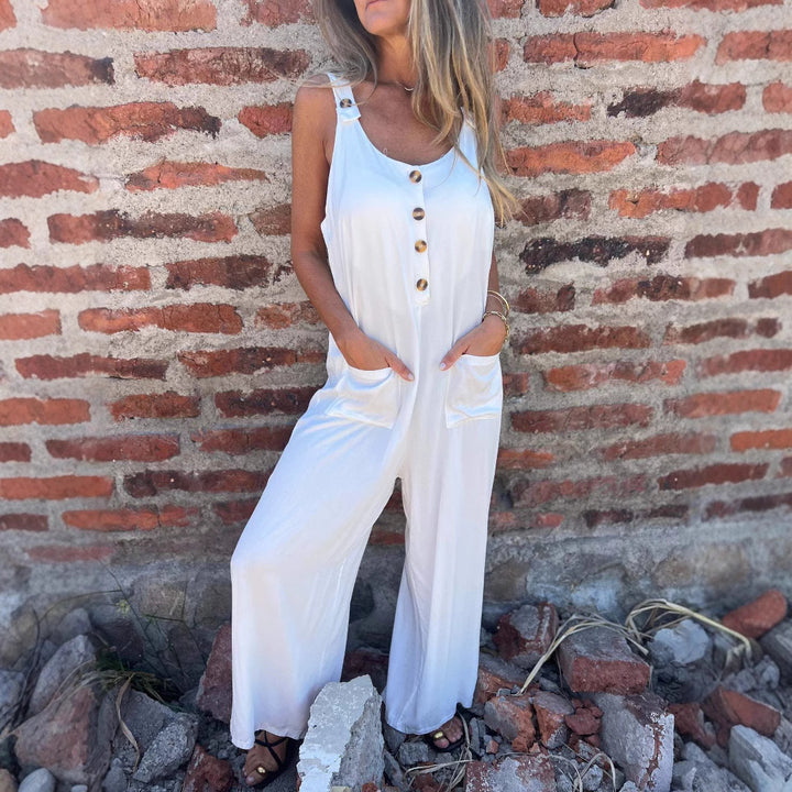 Dame jumpsuit med knaplukning og praktiske lommer Stilla