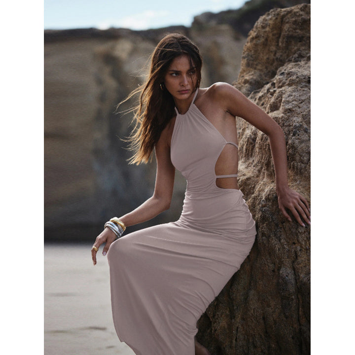 Damen Elegantes Wickelkleid mit cut-out Details und figurschmeichelndem Schnitt Skovae