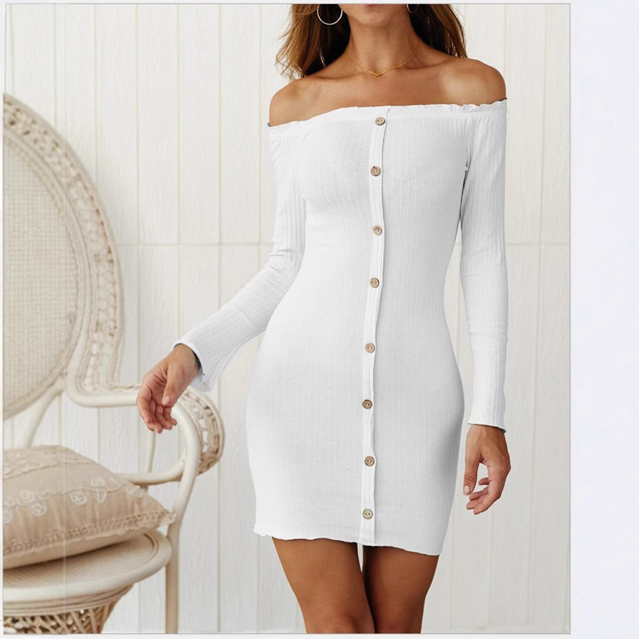 Dame Off-Shoulder Kjole med knapdetaljer og figursyet snit Stilla