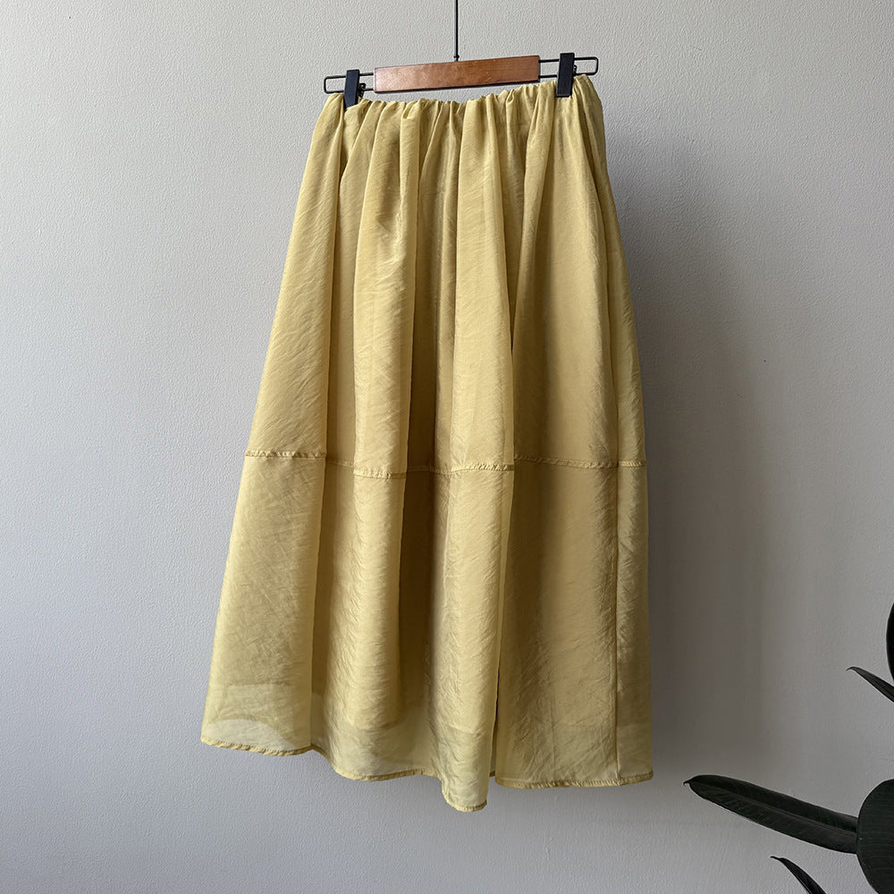 Dame Maxiskirt i let, åndbart materiale med elastisk talje og elegant snit Stilla