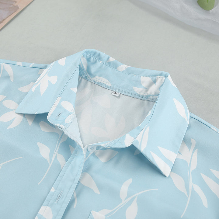 Dame sæt bestående af luftig bluse og behagelige shorts med blomstret design Stilla