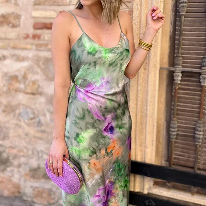 Dame Maxikjole med skulderfri design og elegant blomsterprint Stilla