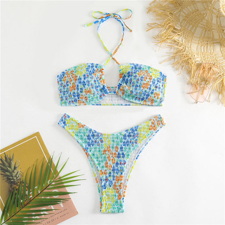 Dame bandeau-bikini med legende indpakningsdetalje og farverigt design Skovae