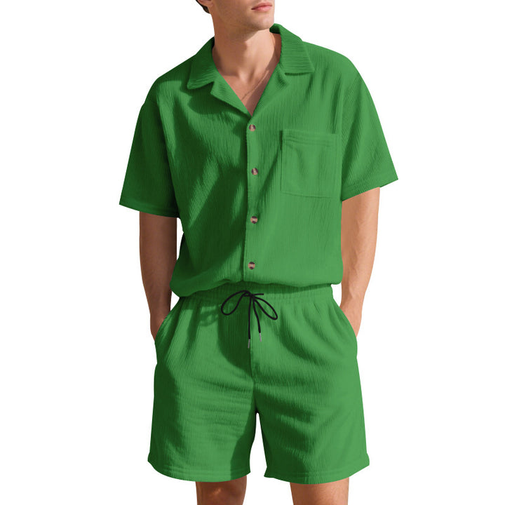 Herrer casual sommer-outfit med kortærmet skjorte og shorts Stilla
