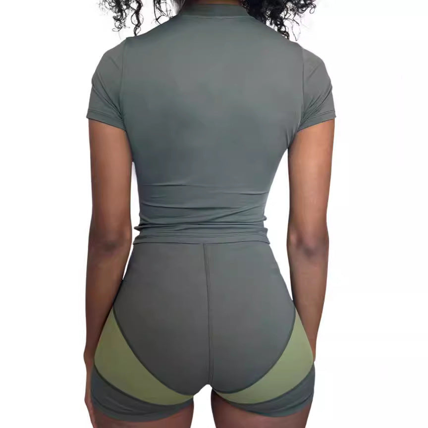 Dame sporty sæt med kort top og shorts Skovae