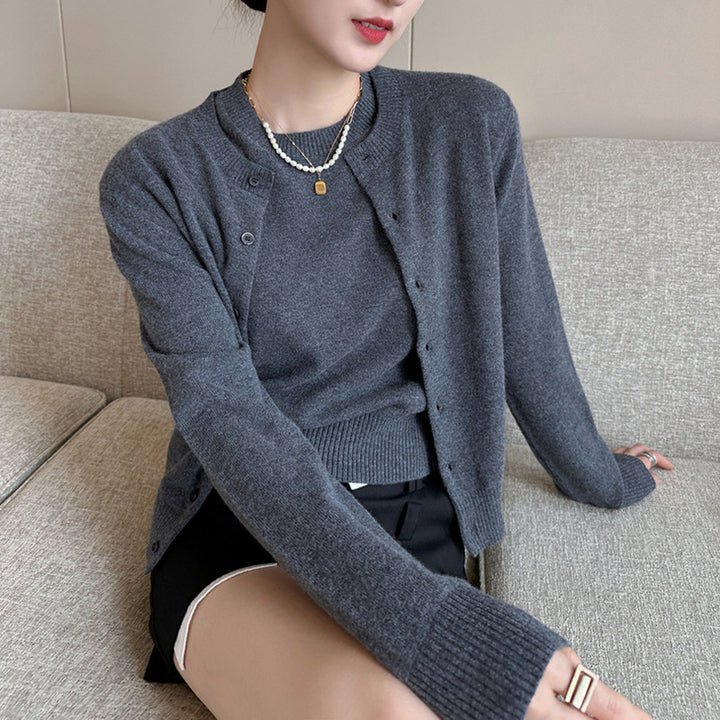 Kvinderne elegante cardigan med fine knapdetaljer og klassisk snit Stilla