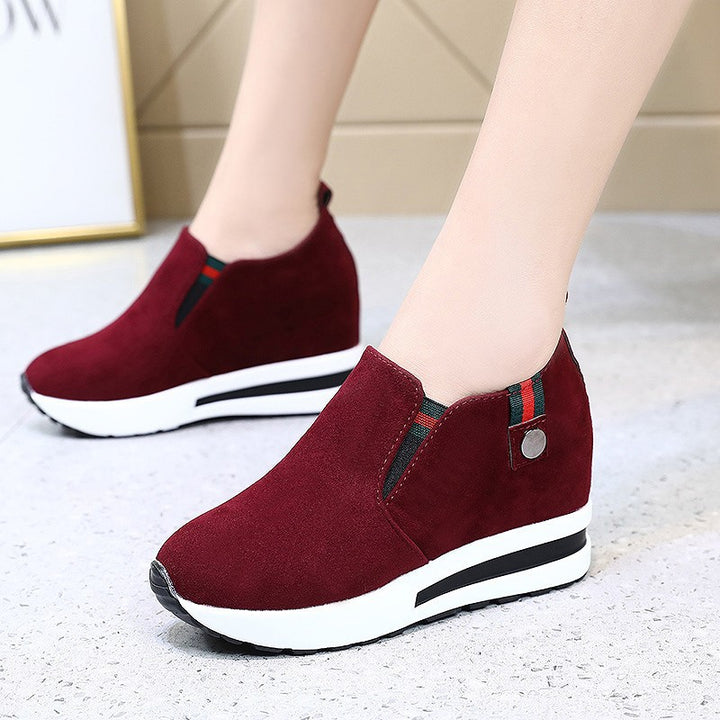 Dame nan Slip-On Kile-Støvlet med skjult plateau og skridsikker profilsål Skovae