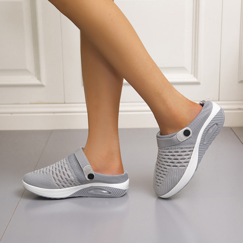 Dame behagelige fritidssandaler med åndbare mesh-elementer og ergonomisk sål Stilla