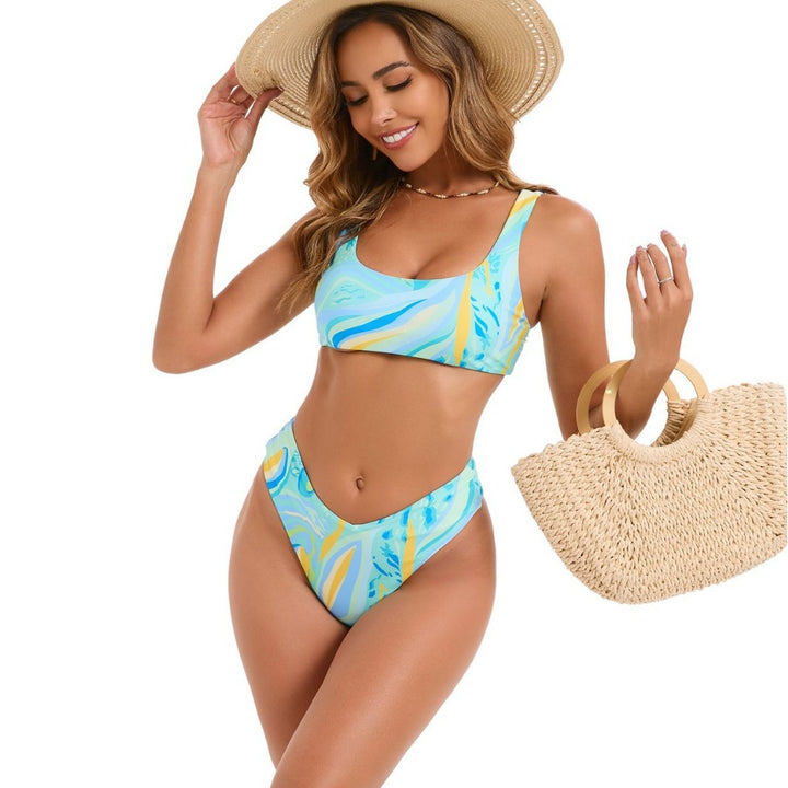 Dame bikini-sæt med højt skåret underdel og sporty overdel Skovae