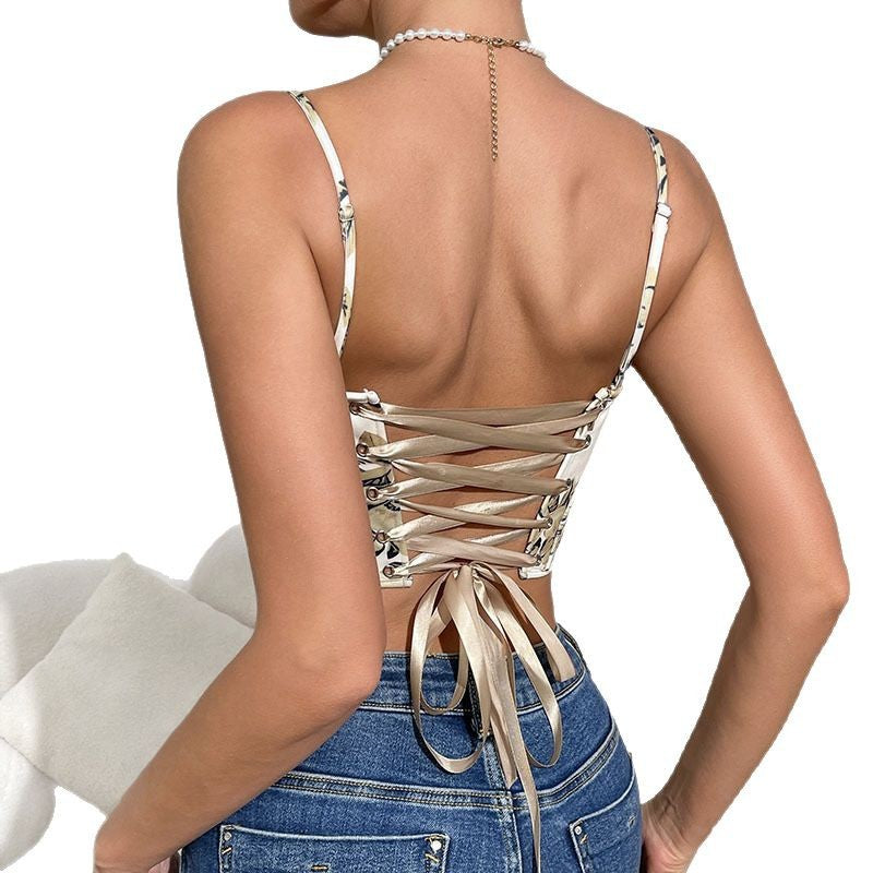 Dame Floral Korset Top med figurformende silhouette og justerbare stropper Stilla
