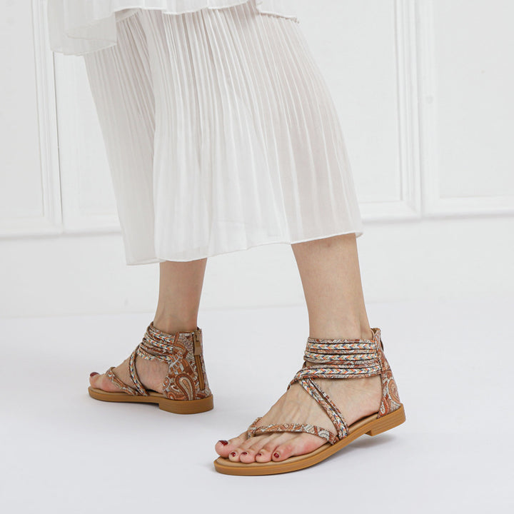 Dame gladiatorsandaler med kunstnerisk fletdesign og komfortabel sål Stilla