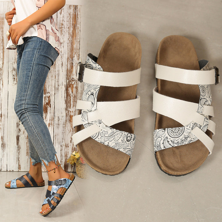Damer komfortable sandaler med justerbare remme og elegante ornamenter Stilla
