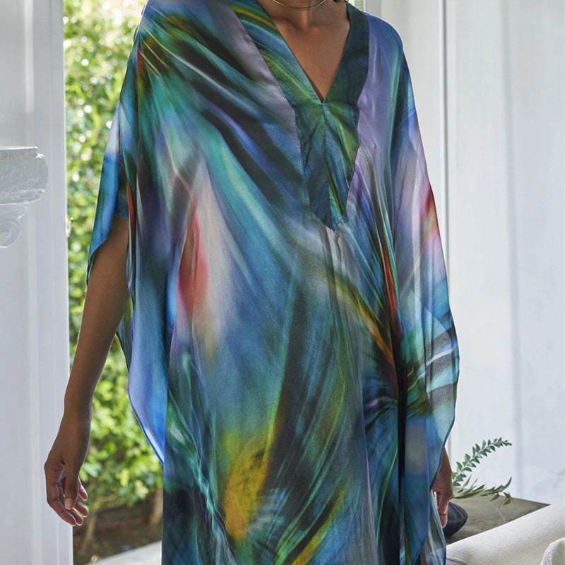 Dame Kaftan med farverigt abstrakt design og bred svingende snit Stilla