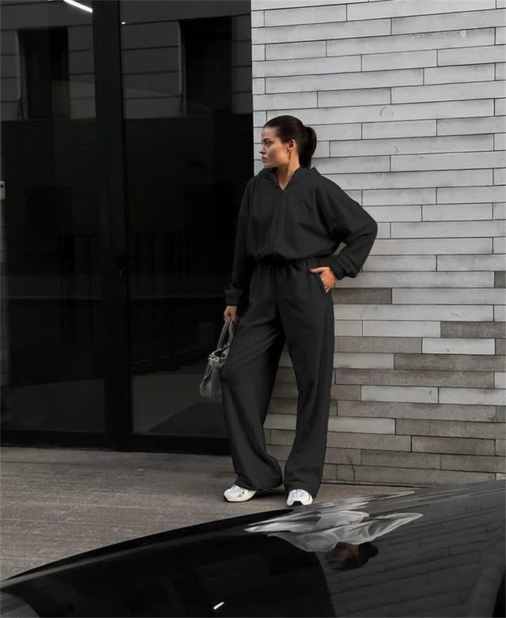 Kvinders hyggelige fleece jumpsuit med hætte og praktiske lommer Skovae