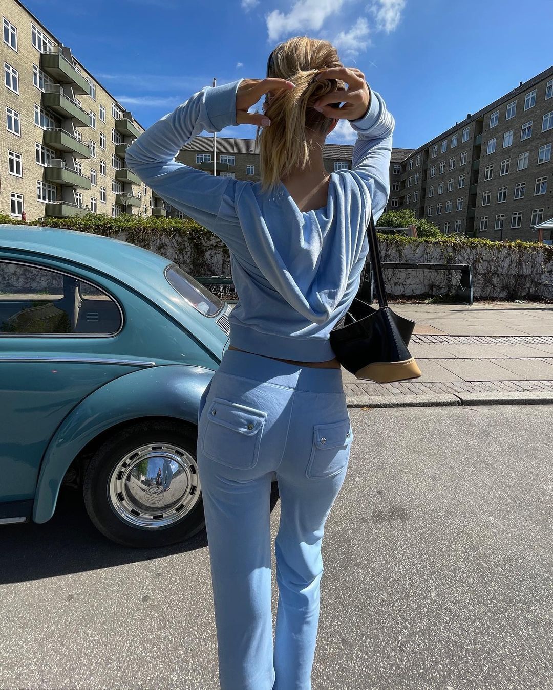 Kvinders sporty og fashionable træningsdragt Skovae