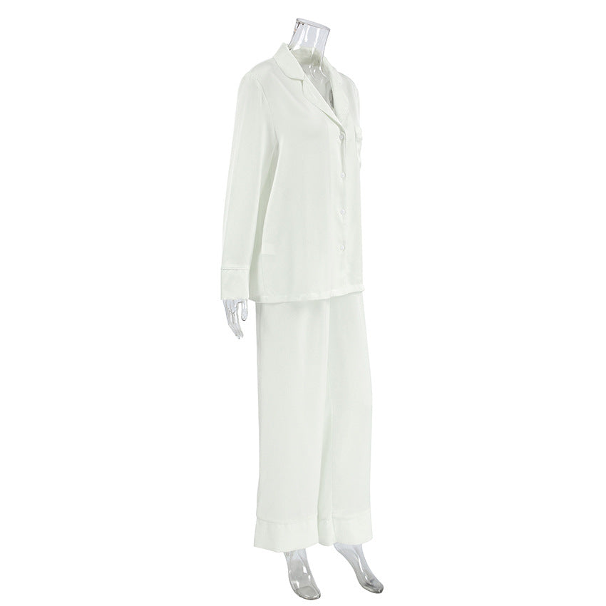 Dame natsæt i højkvalitets satin med elegant design Stilla
