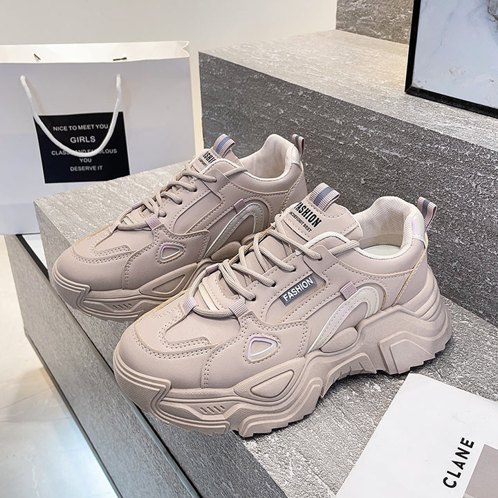 Dame Chunky Fashion Sneakers med innovativ dæmpning og farverige accenter Stilla