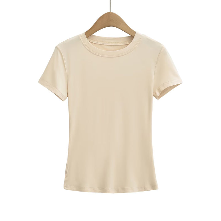 Dame Sporty T-shirt med tætsiddende snit og innovativt strækstof Stilla