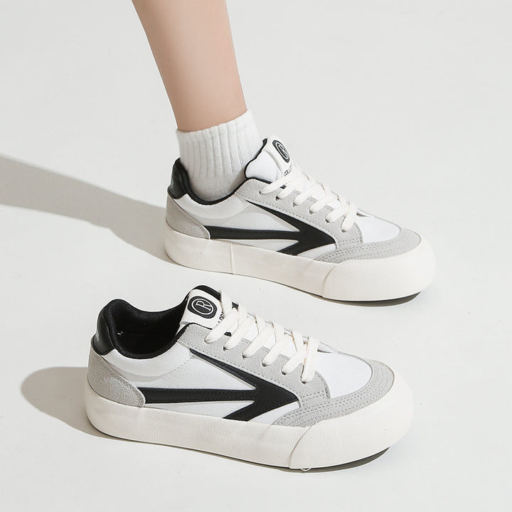 Dame sneakers med sportligt design og skridsikker sål Stilla