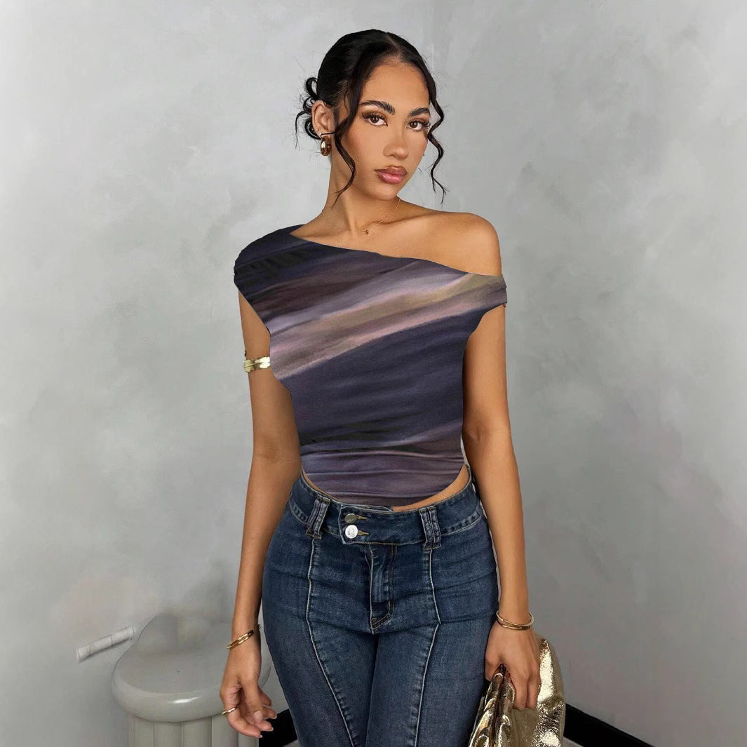 Dame Asymmetrisk Crop-Top med elegant bølgedesign og raffineret snit Skovae