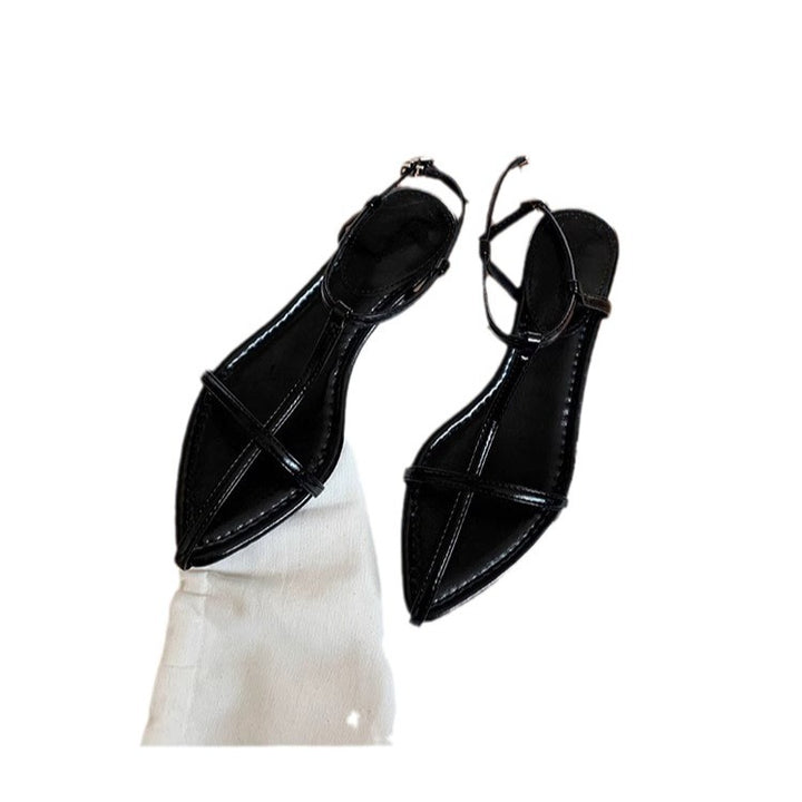 Dame elegante flade sandaler med justerbar rem og spidst design Stilla
