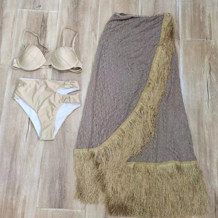 Dame bikini-sæt med elegant frynse nederdel og fashionable top Stilla