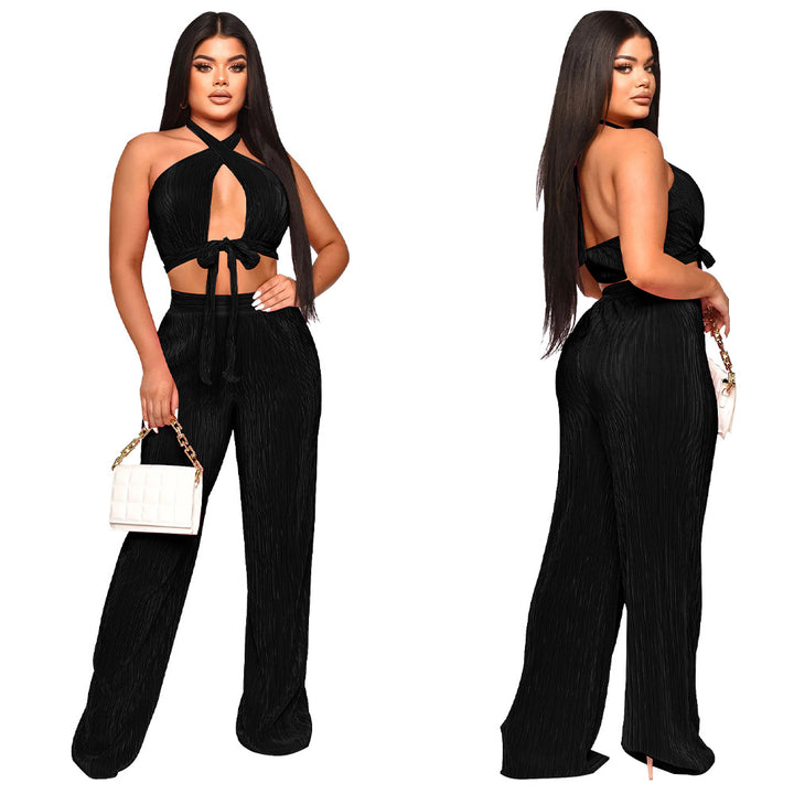 Dame elegant sæt bestående af cropped top og bred bukser med dyb udskæring og taljering Stilla