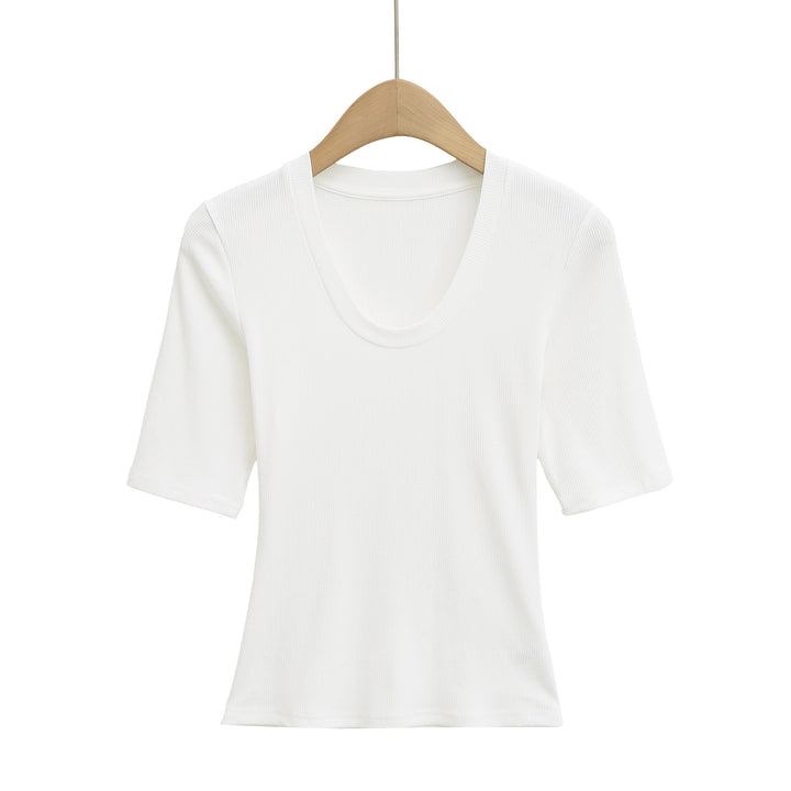 Dame Kortærmet T-shirt med dyb rundhalsudskæring og elastisk rib-materiale Stilla