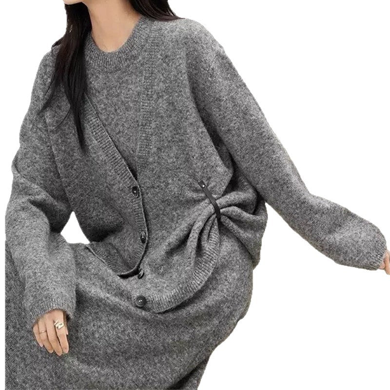 Kvinders cardigan med dyb V-hals og blødt materiale Stilla