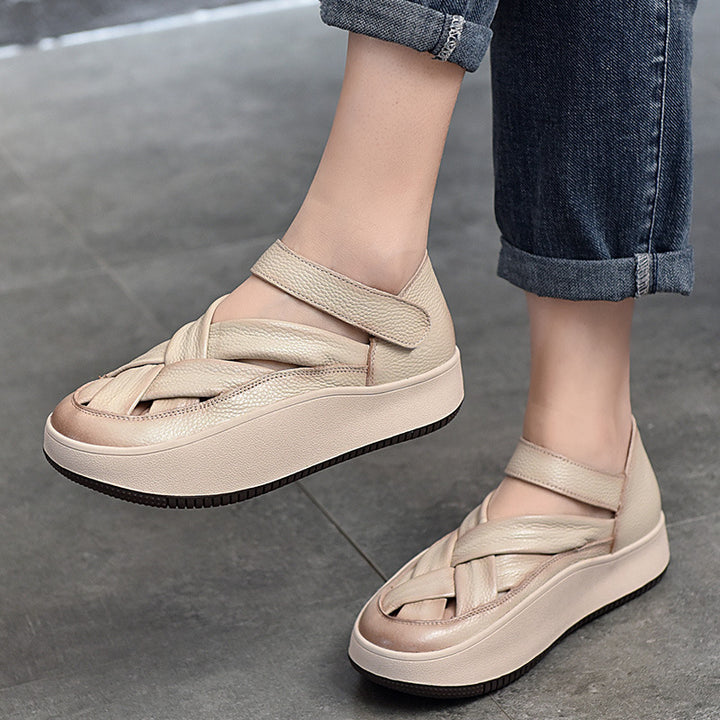 Dame Sandaler med praktisk velcro og trendy rem-design Stilla