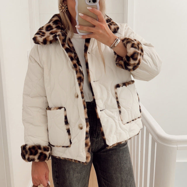 Dame Kunstpelsjakke med mode leopardmønster og komfortabel pasform Stilla